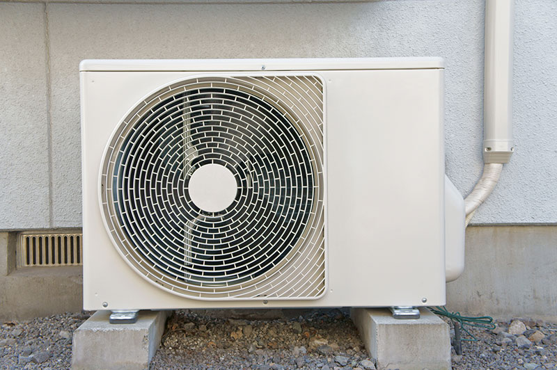 エアコンの節電には“室外機周辺の環境”も要チェック！